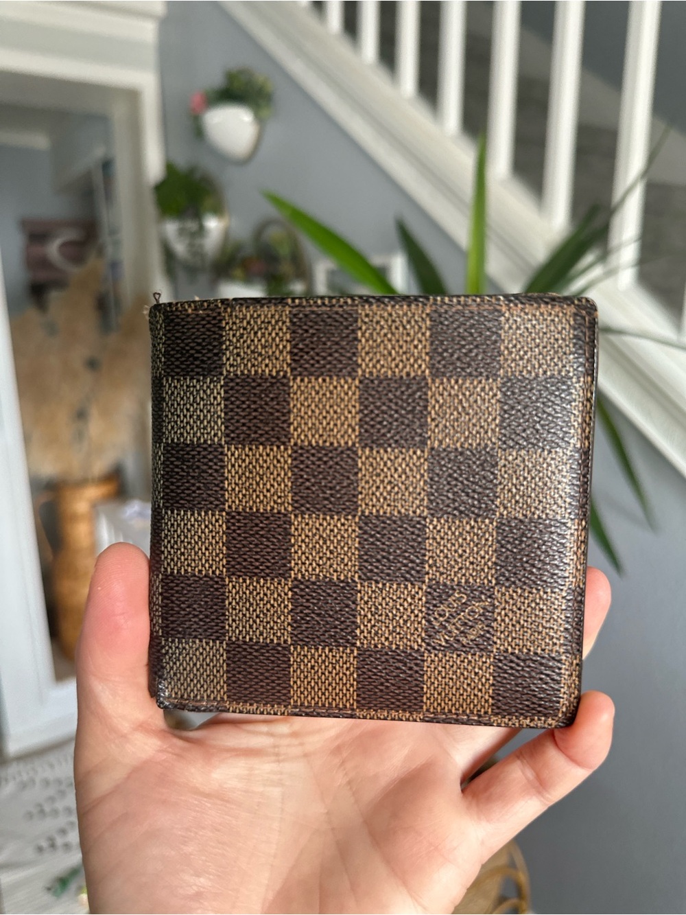 Authentic Louis Vuitton LV classic brown checkered men's bifold wallet